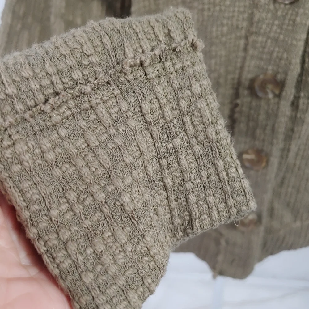 TWO BY VINCE CAMUTO BUTTON CARDIGAN (a209)